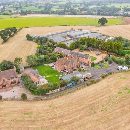 The Pigsty - 3 Bedroom Barn Conversion Coventry Bagian luar foto