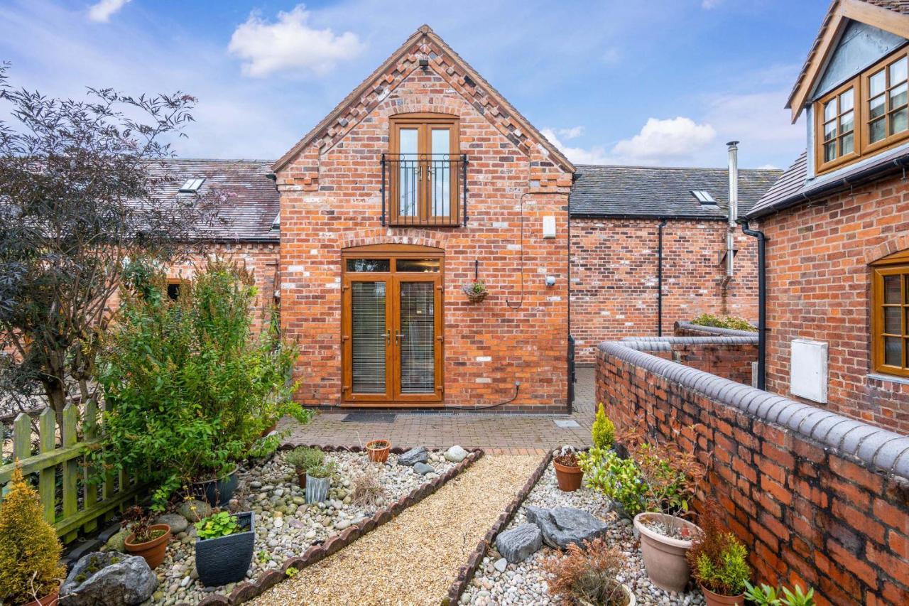 The Pigsty - 3 Bedroom Barn Conversion Coventry Bagian luar foto